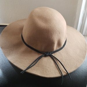 Women's  soft brim wool hat
